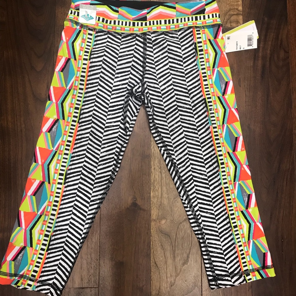 Tribe Turk Active Capri Leggings